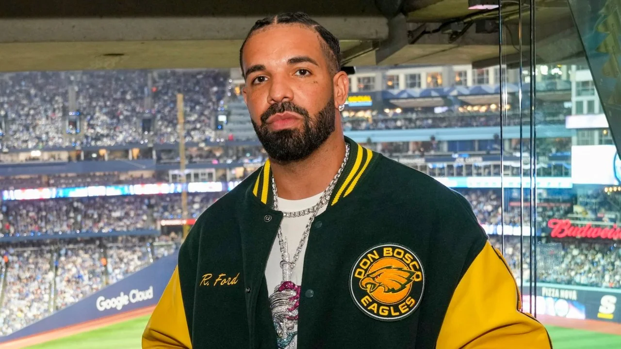 Drake sort 3 albums d'un coup : génie marketing ou panique commerciale ?