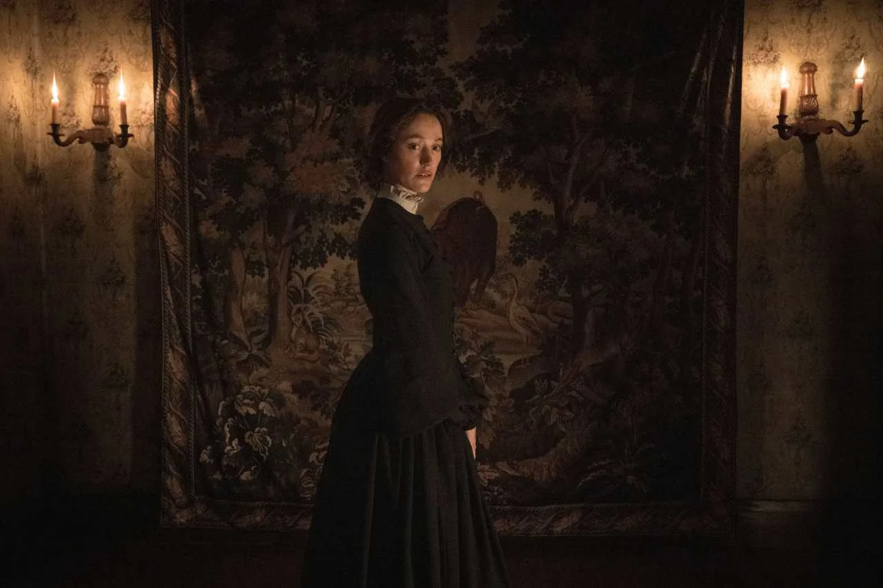 Victorian Psycho à Cannes : Maika Monroe en tueuse gothique, le trailer choc
