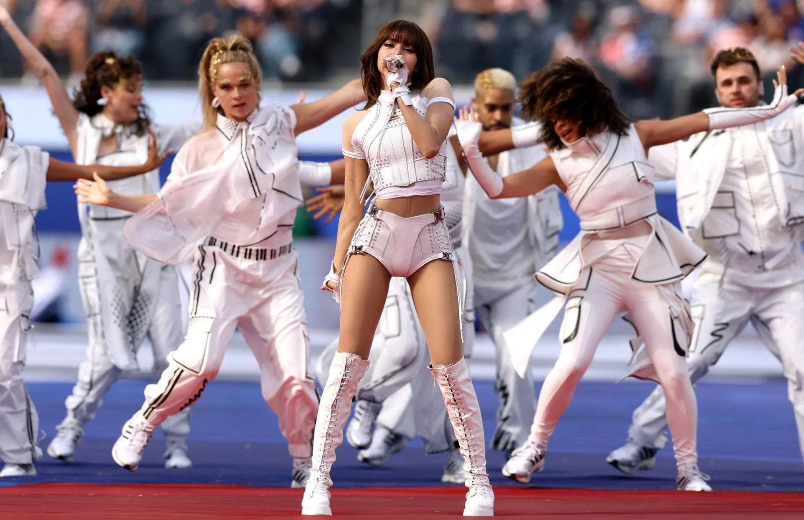 Lisa de BLACKPINK entre dans l'histoire de la Coupe du Monde avec Goals au SoFi Stadium