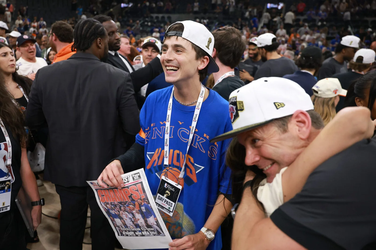 Timothée Chalamet en roi de New York : sa célébration virale du titre des Knicks