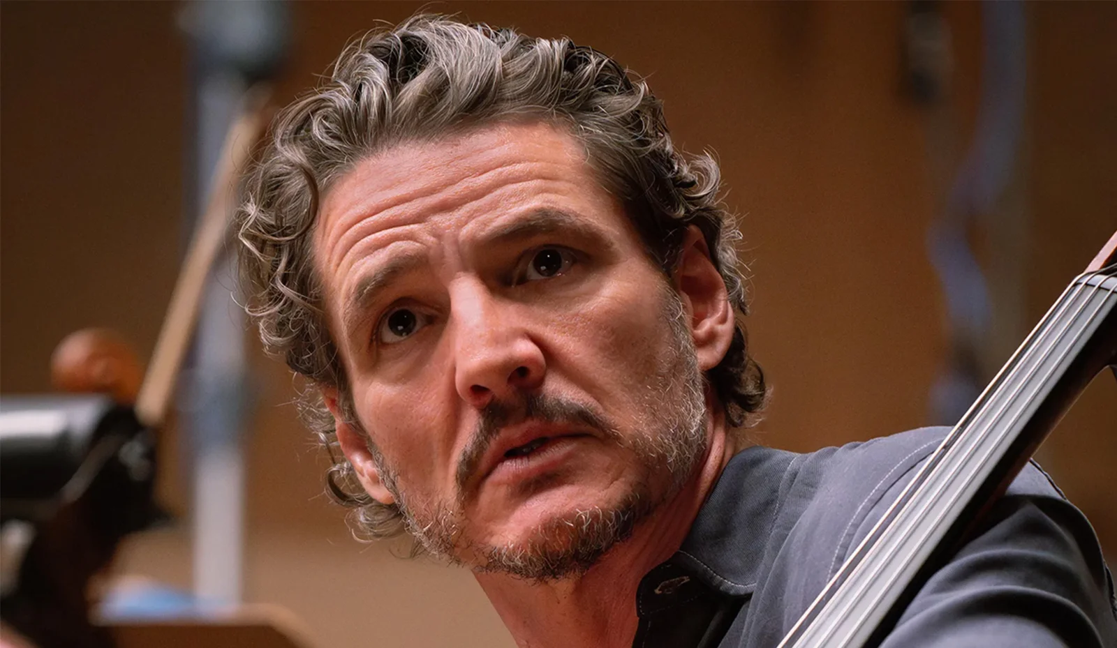 Behemoth! : Pedro Pascal a appris le violoncelle pour Tony Gilroy, et ça s'entend