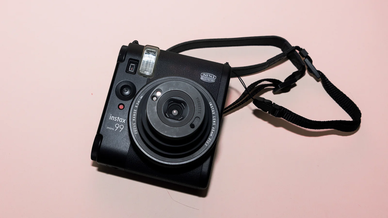 Fujifilm Instax Mini 99 : l'instantané qui te rend les commandes