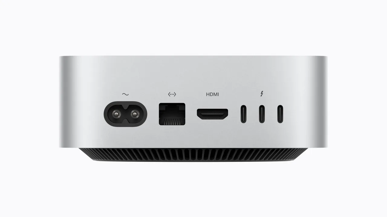 L'arrière du Mac mini M6 : prise secteur, Ethernet, HDMI et trois ports Thunderbolt 4